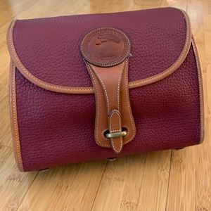 Dooney and Bourke Essex in Rouge